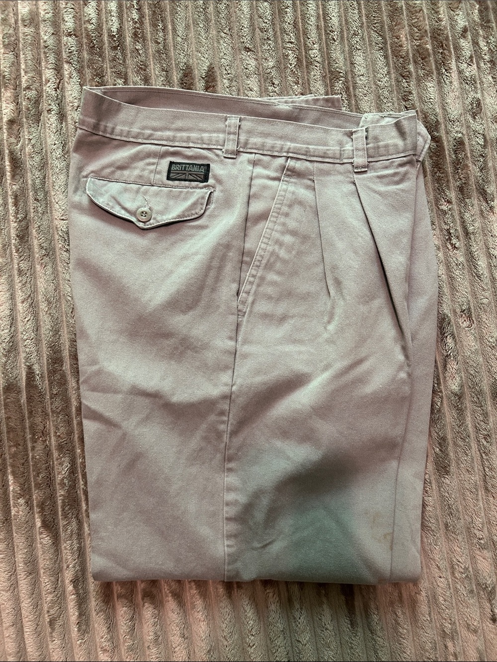 BRITTANIA Men's Pleated Cargo Pants - Light Taupe